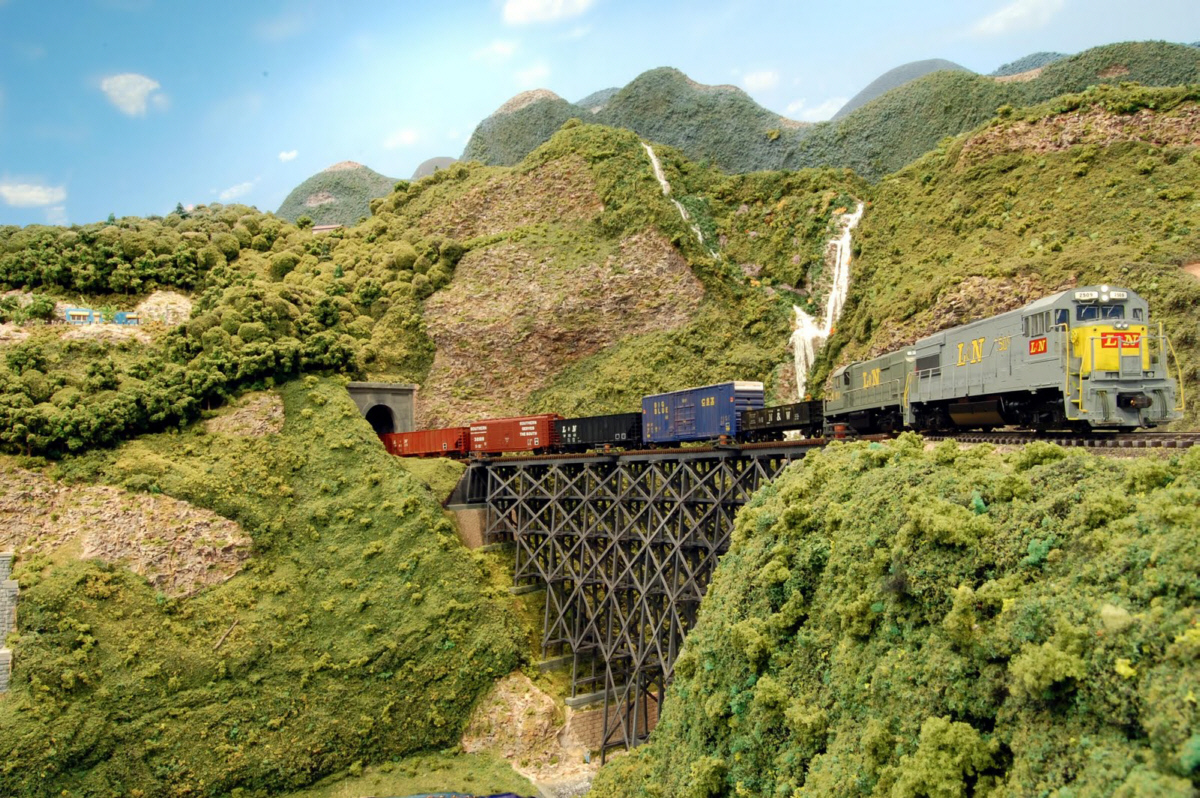 2509 on Trestle