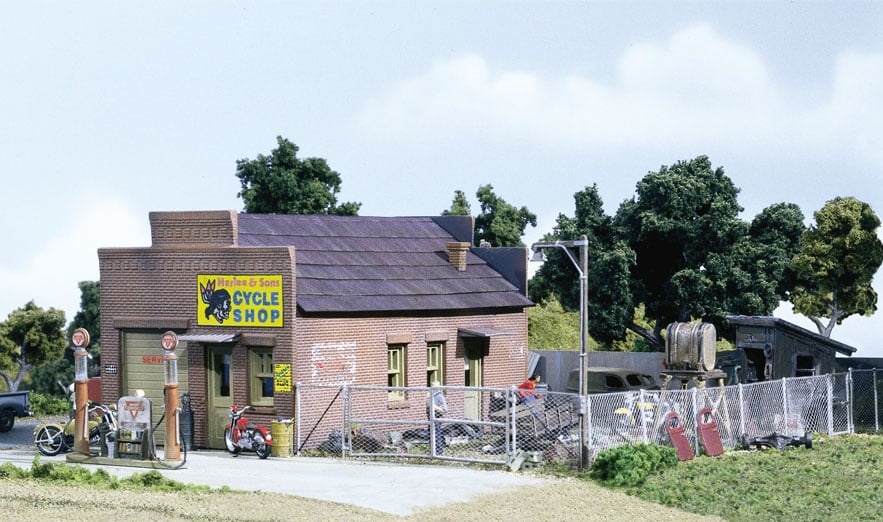 Harlee & Sons Cycle Shop - HO Scale Kit