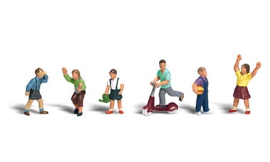 OO/HO figures x 12 Woodland Scenics A1890 F2 Painted Painters 