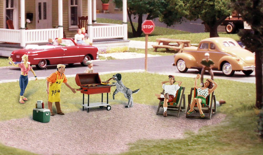 Backyard Barbeque - HO Scale - The neighborhood BBQ attracts some two-legged and four-legged friends