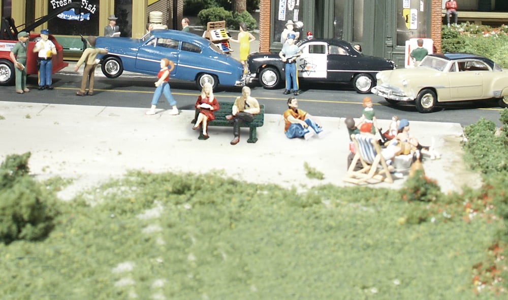 Woodland Scenics Scenic Accents O Scale A2759 People Sitting for sale online 