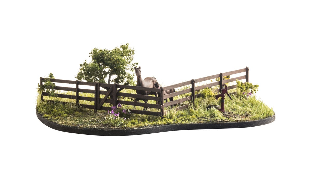 Rail Fence - HO Scale - Add character to any scene with hand-painted and authentically weathered HO scale Rail Fence