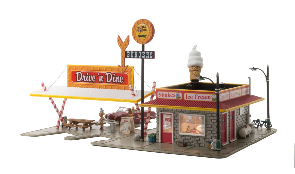 Drive 'n Dine - N Scale - Drive 'n Dine sets a nostalgic scene on any layout and features loads of details