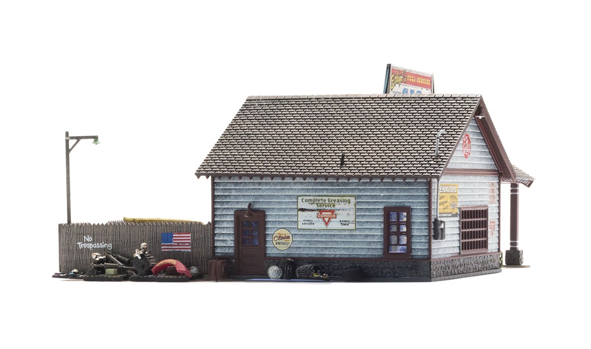 Ethyl's Gas & Service - N Scale - Ethyl's Gas & Service is a vintage gas and service station that is loaded with charm and nostalgia