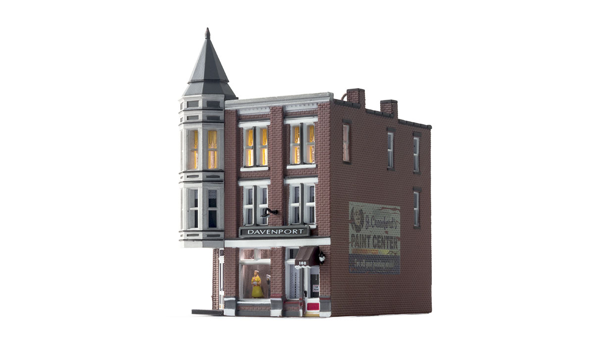 Davenport Department Store - N Scale - The classic Victorian architecture of Davenport Department Store, with its two-story corner turret, will dress up any downtown layout scene
