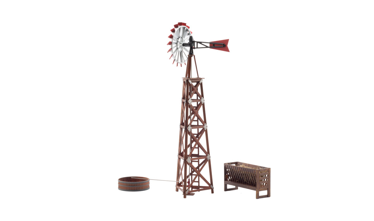 Windmill - O Scale - This well-kept Windmill indicates someone is investing in the property