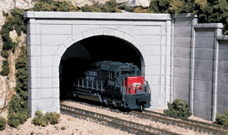 Single Track 2 pcs Z Scale Outland Models Train Layout Timber Tunnel Portal 