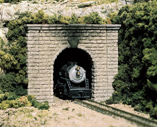 Cut Stone Single Portal - HO Scale - Model cut stone tunnel portals on your HO scale layout