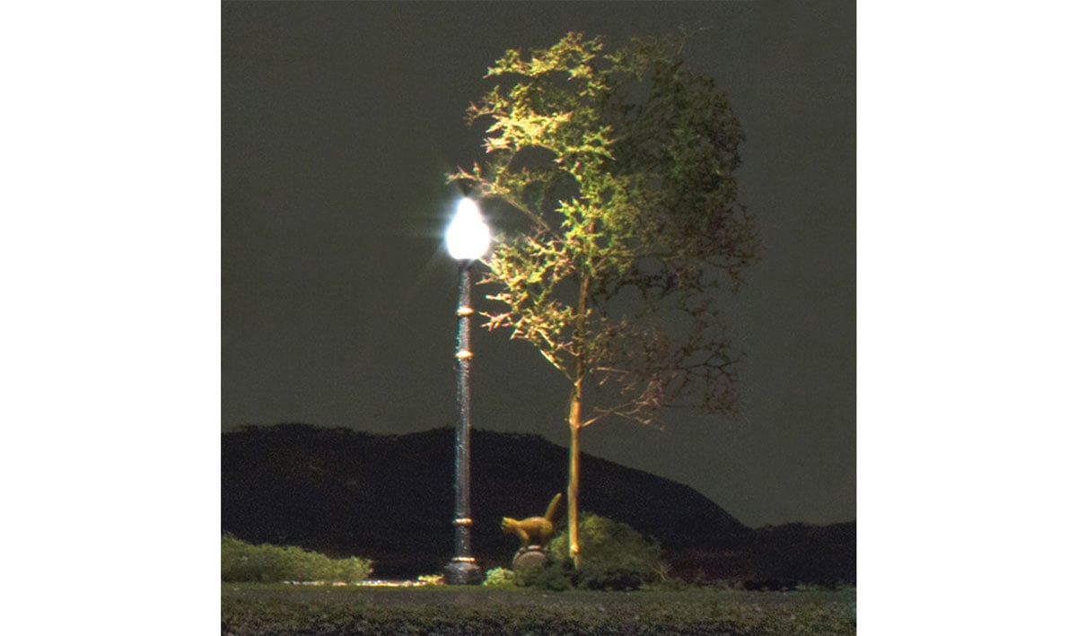 Lamp Post Street Lights - HO Scale - Use to light street corners, residential walkways, parks and more