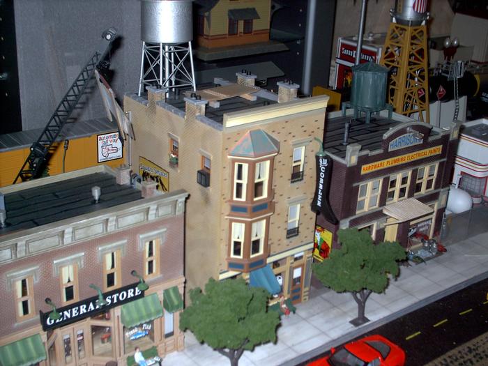 thumbnail image 2 of Woodland Scenics BR5857 Work Shed – O Scale 1:48 Painted Model Railroad Building 2 of 6